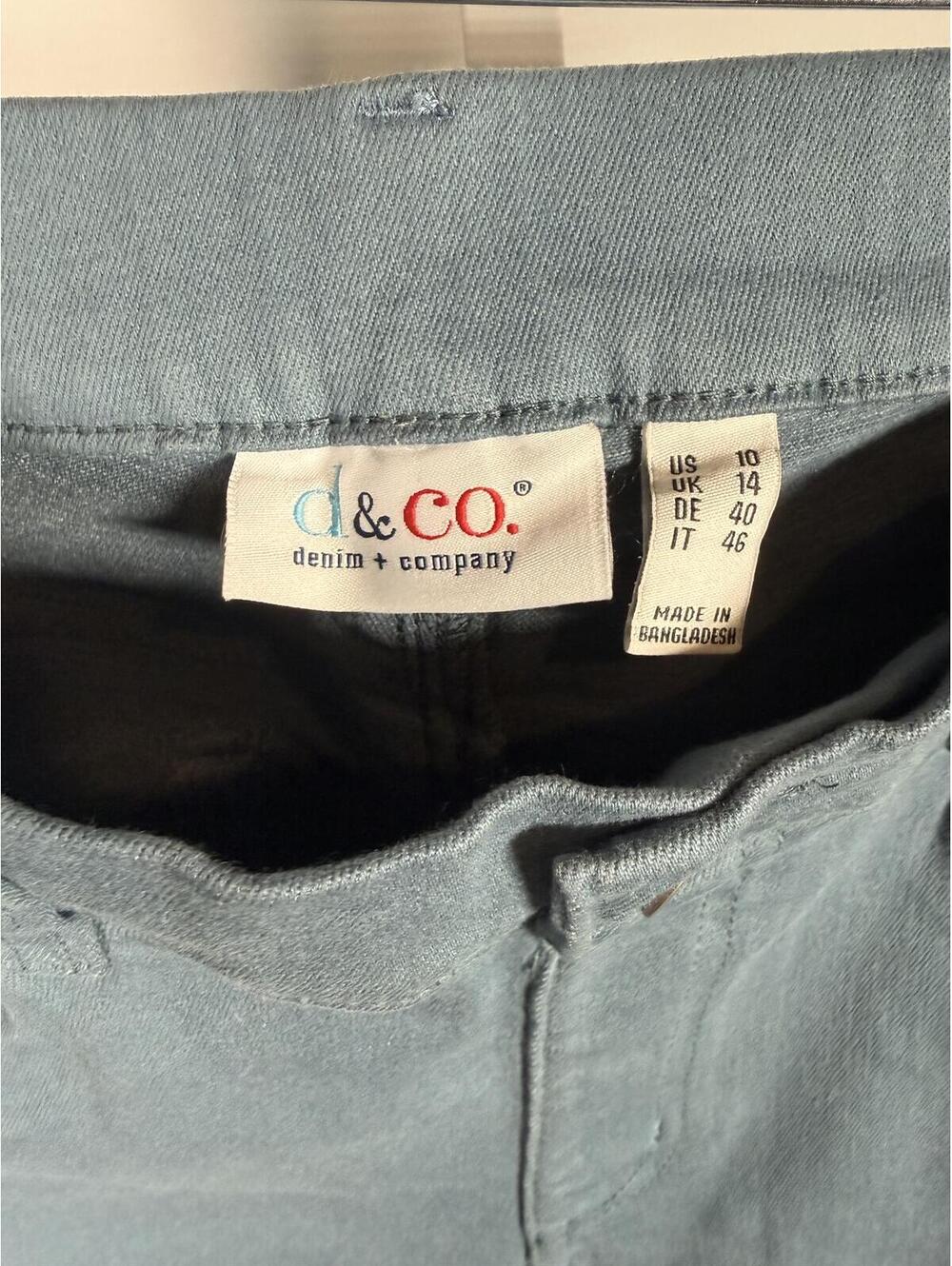 NWT d&co. Women's Sage Green Straight Leg Ankle Pants Size 10 - Picture 4 of 6